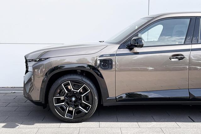 BMW XM PHEV 50e 30 kWh | M-Sport Pro | Bowers & Wilkins | Trekhaak | Driving Assistant Professional