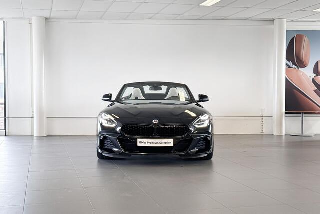 BMW Z4 Roadster sDrive30i High Executive | M Sport | Harman Kardon | Comfort Access | Achteruitrijcamera |