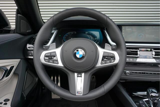 BMW Z4 sDrive20i High Executive M Sport Plus Pack | Safety Pack | Parking Pack