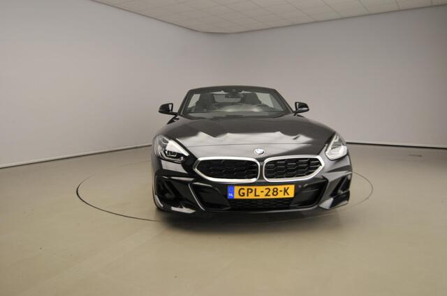 BMW Z4 Roadster sDrive20i | M-Sportpakket | LED | Leder | HUD | Windscherm | Keyles go | Elektr. zetels | DAB | Hifi speakers | Alu 17 inch