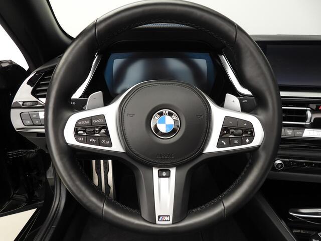 BMW Z4 Roadster sDrive20i | M-Sportpakket | LED | Leder | HUD | Windscherm | Keyles go | Elektr. zetels | DAB | Hifi speakers | Alu 17 inch