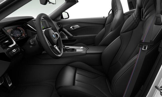 BMW Z4 Roadster sDrive30i Business Edition Plus / Harman Kardon / Head-Up / Elektrisch verstelbare stoelen / M Sportdifferentieel / Stuurwielrand verwarming / 19 Inch / Achteruitrijcamera