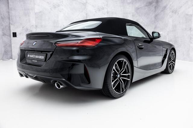 BMW Z4 Roadster sDrive30i M-Sport Plus | Head-Up | 19" | M-Stoel | DAB