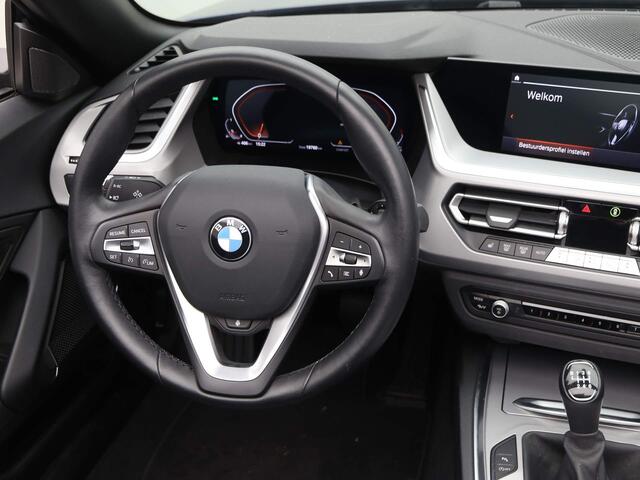 BMW Z4 Roadster sDrive20i High Executive