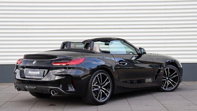 BMW Z4 Roadster sDrive20i High Executive M-Sport | Harman/Kardon | Head-up | Comfort Access | Achteruitrijcamera