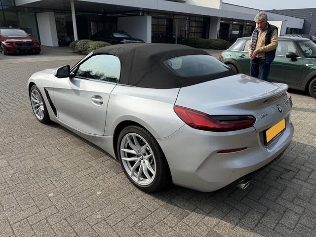 BMW Z4 Roadster sDRIVE20i HIGH EXECUTIVE AUTOMAAT Stoelverwarming | Harman Kardon | Digi cockpit