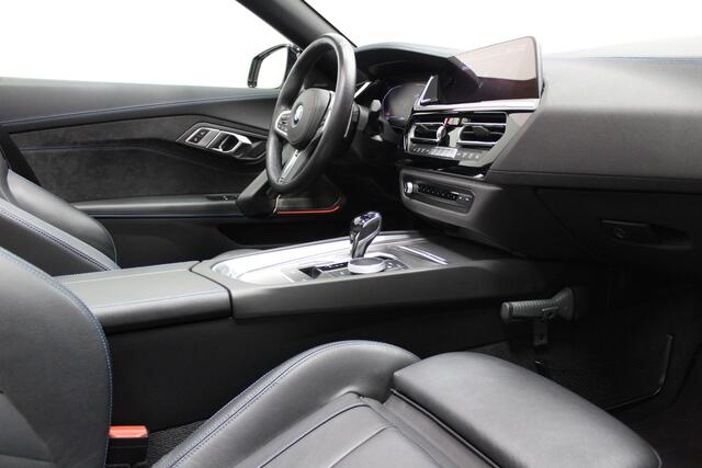 BMW Z4 Roadster sDrive20i M Sport/Full options/Harman Kardon/Head up