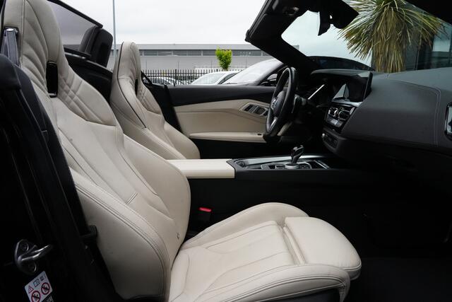 BMW Z4 Roadster sDrive20i M Sport High Executive 198 PK HarmannKardon/Camera/Stoelverwarming
