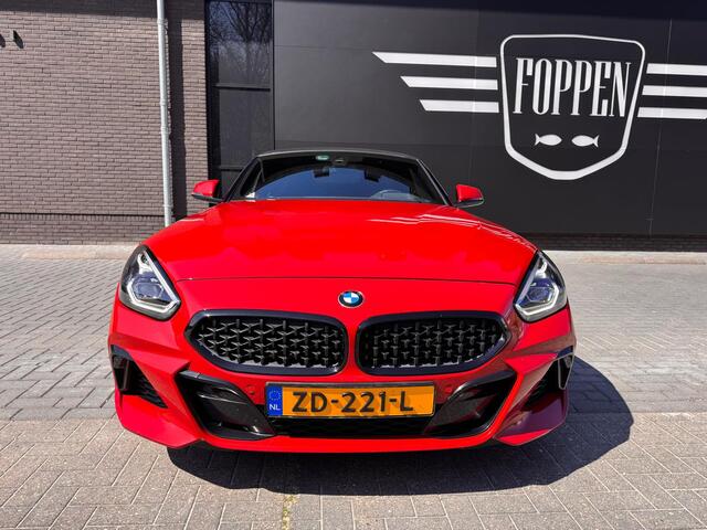 BMW Z4 Roadster M40i First Edition | 2E EIGENAAR | 12MND GARANTIE | DEALER ONDERHOUDEN | HARMANKARDON | LED | NAVI | CARPLAY | SAN FRANSISCO RED | BOMVOL |