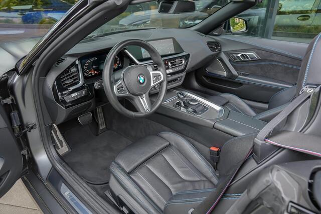 BMW Z4 Roadster M40i 340pk High Executive Edition |M-sportpakket|dealer onderhouden|Harman&Kardon|memory|head up|Apple Carplay|parkeer camera|blind spot|19" lichtmetalen velgen|
