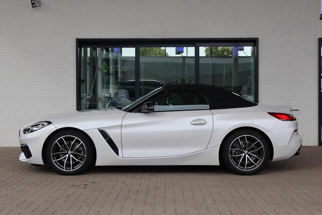 BMW Z4 Roadster sDrive20i High Executive