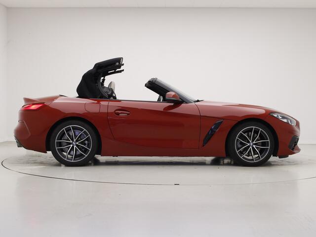 BMW Z4 Roadster sDrive20i SportLine | M-Sportstoelen | Comfort Access | Hifi | Stoelverwarming