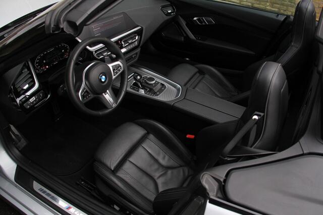 BMW Z4 M40i / Nieuwstaat / Full options / Dealer onderhouden / 1e lak