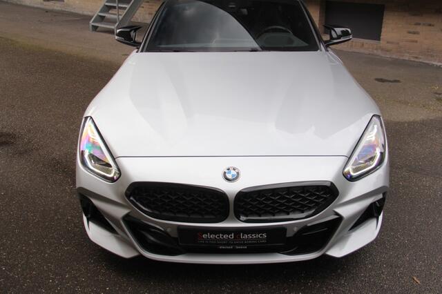 BMW Z4 M40i / Nieuwstaat / Full options / Dealer onderhouden / 1e lak