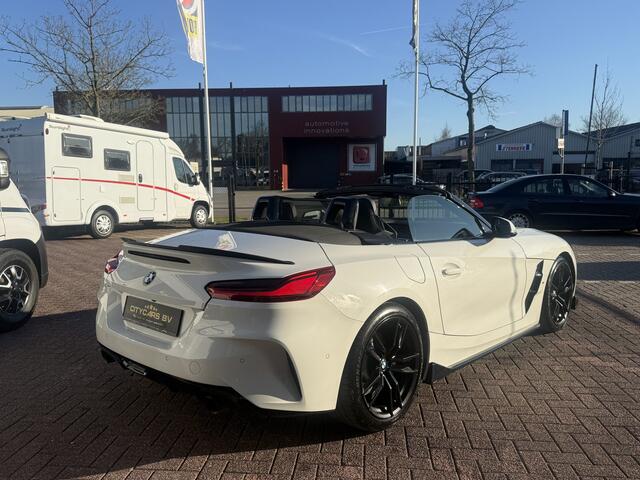 BMW Z4 Roadster sDrive20i High Executive M Sport 198 pk navi camera leder lmv 19 pdc v/a xenon keyless entry spoiler pakket dealer oh