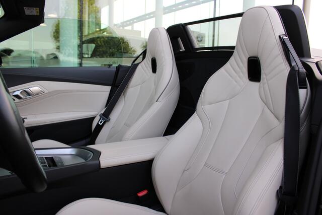 BMW Z4 Roadster M40i Automaat / Sportstoelen / Comfort Access / Achteruitrijcamera / Adaptieve LED / Head-Up / Harman Kardon