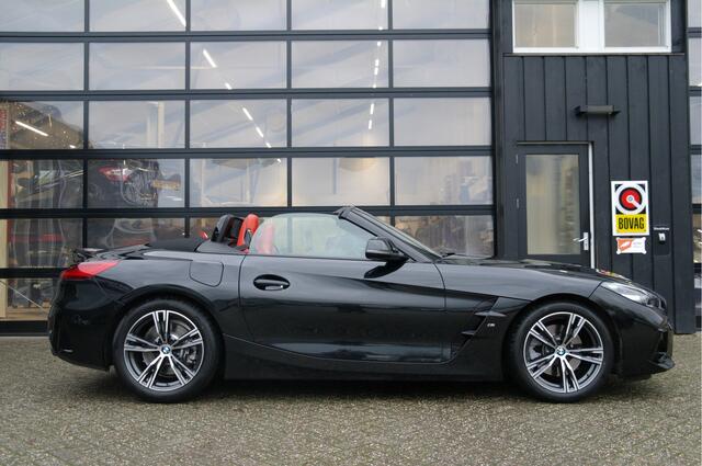 BMW Z4 Roadster sDrive20i High Executive M-Sport | NL-Auto | Memory | Carplay | Leder | LED | Sfeer | Camera