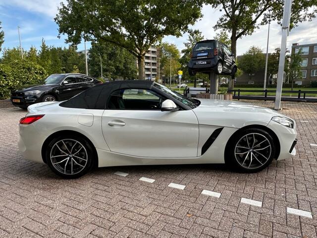 BMW Z4 SDRIVE20I HIGH Executive Cabrio Leer Navi