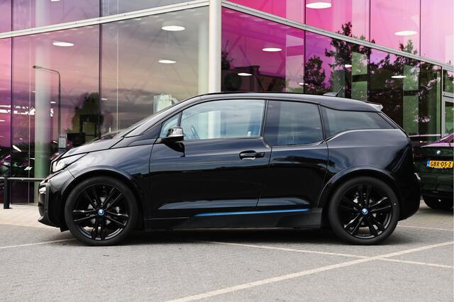 BMW i3 Basis 120Ah 42 kWh Automaat / Camera / Harman Kardon / Cruise Control / Comfort Access / DAB / PDC / 20" LMV