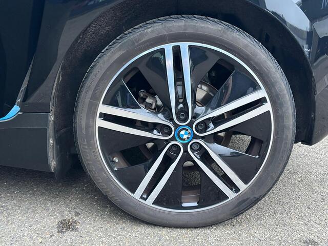 BMW i3 Executive Edition 120Ah 42 kWh UNIEKE KMSTAND |