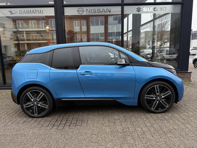 BMW i3 High Executive 94Ah 33 kWh LED / Leder / Warmtepomp / Navigatie / Alu 20 inch