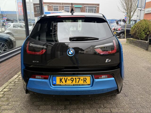 BMW i3 High Executive 94Ah 33 kWh LED / Leder / Warmtepomp / Navigatie / Alu 20 inch