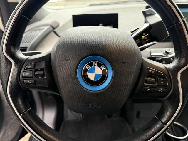 BMW i3 High Executive 94Ah 33 kWh LED / Leder / Warmtepomp / Navigatie / Alu 20 inch