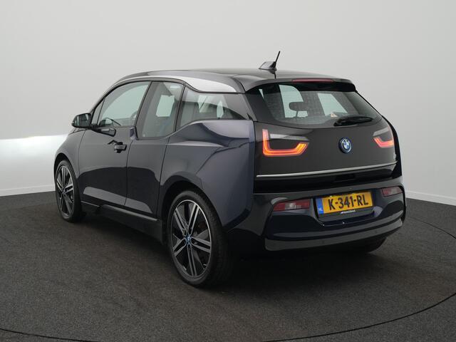 BMW i3 120Ah 42 kWh - Warmtepomp - Achteruitrijcamera - Navigatie - Stoelverwarming