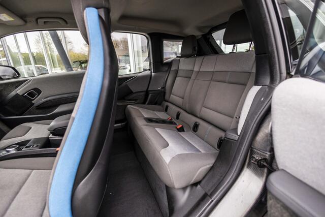 BMW i3 Basis 120Ah 42 kWh | NL Auto | 20 '' | Cam |