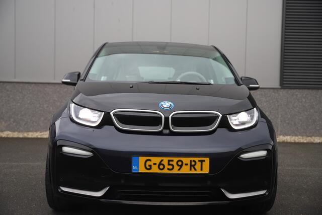 BMW i3 S 184pk Lodge 120Ah 42 kWh/S-dak/H-Kardon/Carplay/Camera/3-fase/20"