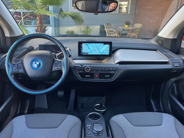 BMW i3 Executive 120Ah /42 kWh/Schuifdak/H-Kardon/W-Pomp/Camera/3-fase