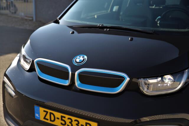 BMW i3 Executive 120Ah /42 kWh/Schuifdak/H-Kardon/W-Pomp/Camera/3-fase