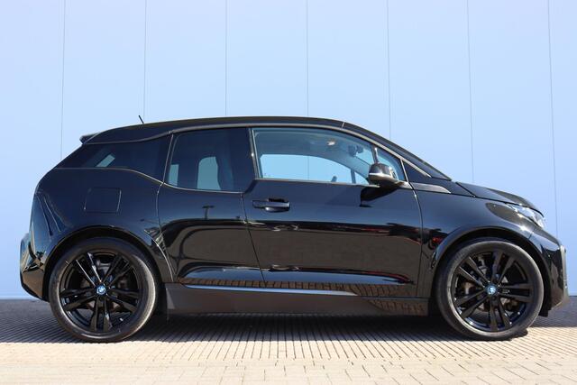 BMW i3 Dark Shadow Edition 120Ah 42 kWh Dark Shadow Edition/ Sportpakket/ Comfort Access/ Cruise Control/ Warmtepomp/ Stoelverwarming
