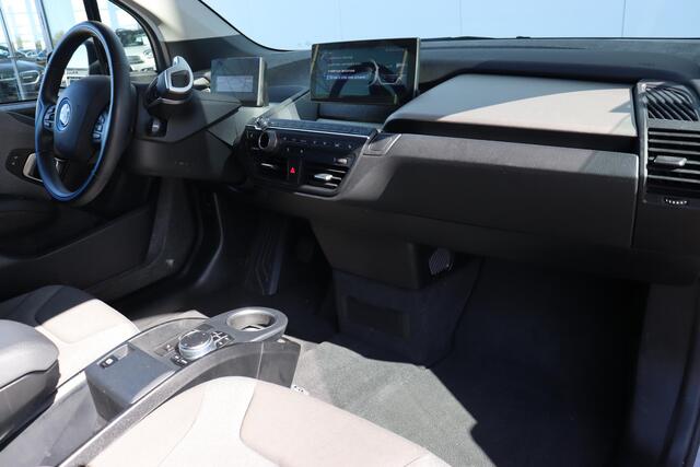 BMW i3 Dark Shadow Edition 120Ah 42 kWh Dark Shadow Edition/ Sportpakket/ Comfort Access/ Cruise Control/ Warmtepomp/ Stoelverwarming