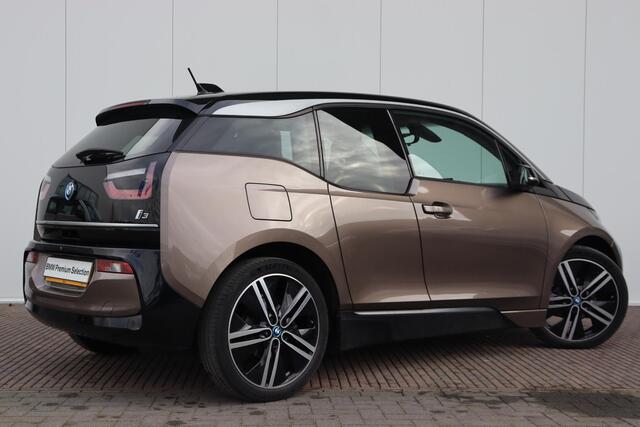 BMW i3 Executive Edition 120Ah 42 kWh / Harman Kardon / Extra Getint Glas / Comfort Access / Driving Assistant Plus / Achteruitrijcamera /