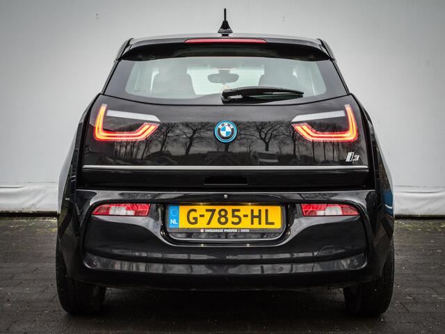 BMW i3 Executive Edition 120Ah 42 kWh Navigatie/ Carplay/ Stoelverwarming/ Camera/ Cruise control/ Pdc v+a/ Dab/ 20" Lmv