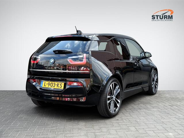 BMW i3 Dark Shadow Edition 120Ah 42 kWh | Navigatie | Camera | Adapt. Cruise Control | LED Koplampen | 20'' Velgen | Stoelverwarming | Rijklaarprijs!