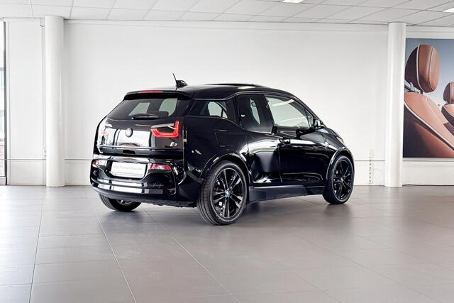 BMW i3 Basis 120Ah 42 kWh | Stoelverwarming | Glazen schuif-/kanteldak | Sportonderstel |