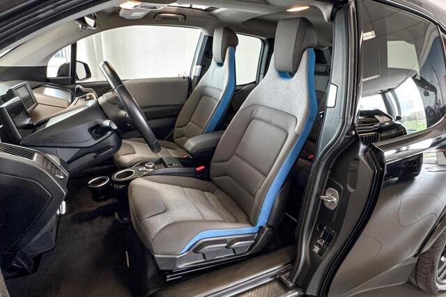 BMW i3 Basis 120Ah 42 kWh | Stoelverwarming | Glazen schuif-/kanteldak | Sportonderstel |