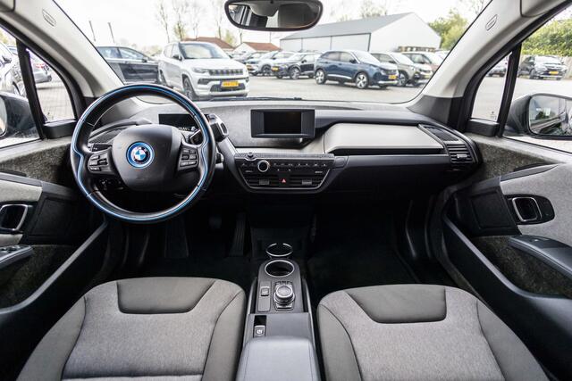 BMW i3 Basis iPerformance 94Ah 33 kWh | NL Auto | Full-LED | Stoelverwarming
