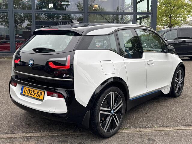 BMW i3 Basis iPerformance 94Ah 33 kWh PANO | CAMERA | RIJKLAARPRIJS INCL. 12 MND. BOVAGGARANTIE