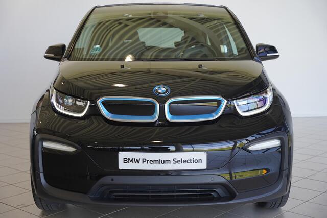 BMW i3 120Ah | Executive Edition | Driving Assistant Plus | Achteruitrijcamera | Elektrisch glazen schuif-/kanteldak
