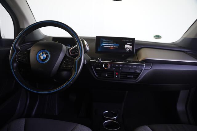BMW i3 120Ah | Executive Edition | Driving Assistant Plus | Achteruitrijcamera | Elektrisch glazen schuif-/kanteldak
