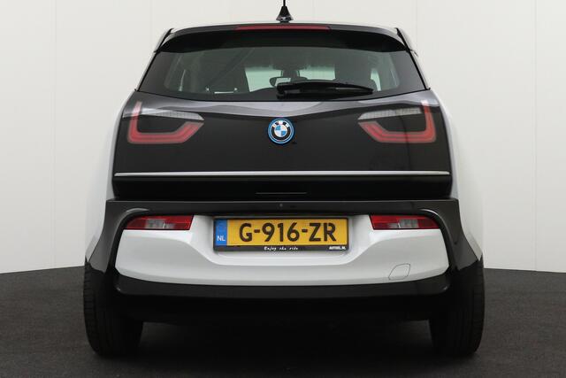 BMW i3 Basis 120Ah 42 kWh Warmtepomp Camera Adapt. Cruise stop&go LED