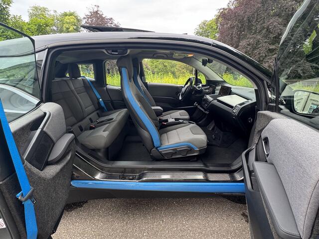 BMW i3 S 120Ah 42 kWh, PANO, CARPLAY, EXECUTIVE