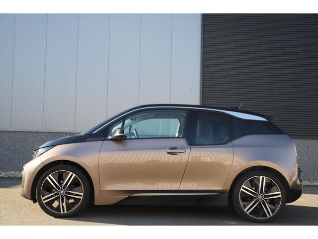 BMW i3 Executive 120Ah 42 kWh/Adaptive/sunroof/leder/W-pomp/20"/3-fase