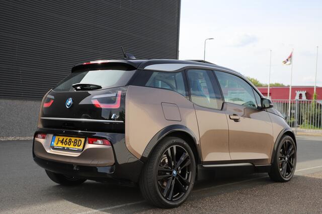 BMW i3 Executive 120Ah 42 kWh/Sunroof/Camera/Warmtepomp/3-Fase