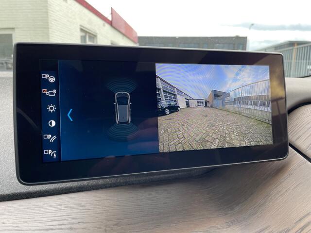 BMW i3 S Executive 120Ah/42 kWh 184pk/Sunroof/Adaptive/Carplay/20"/3-Fase
