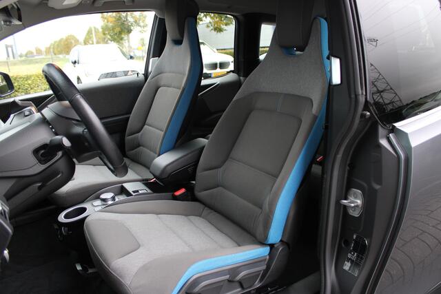 BMW i3 Executive / Achteruitrijcamera / Park Assistant / Stoelverwarming / Navigatie Professional / Comfort Access
