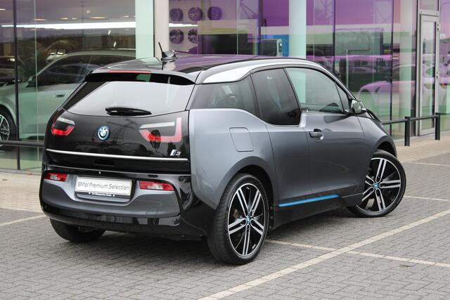 BMW i3 Executive / Achteruitrijcamera / Park Assistant / Stoelverwarming / Navigatie Professional / Comfort Access